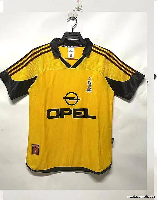 AC Milan Casual Retro soccer jersey Red Black Striped for Streetwear Looks