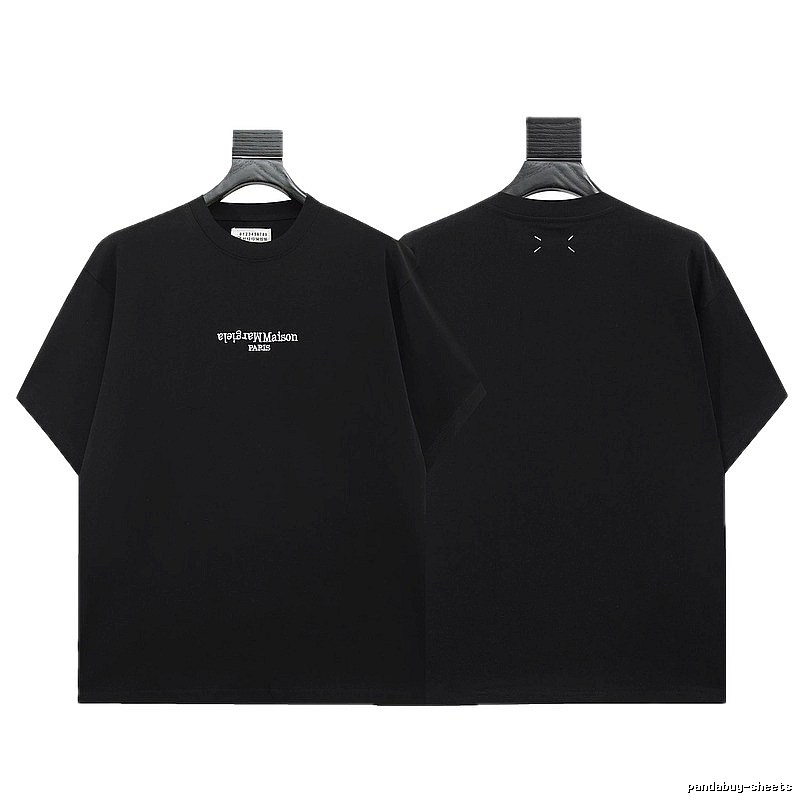Maison Margiela Stitch Minimalist Style Black Short-sleeve T-shirt