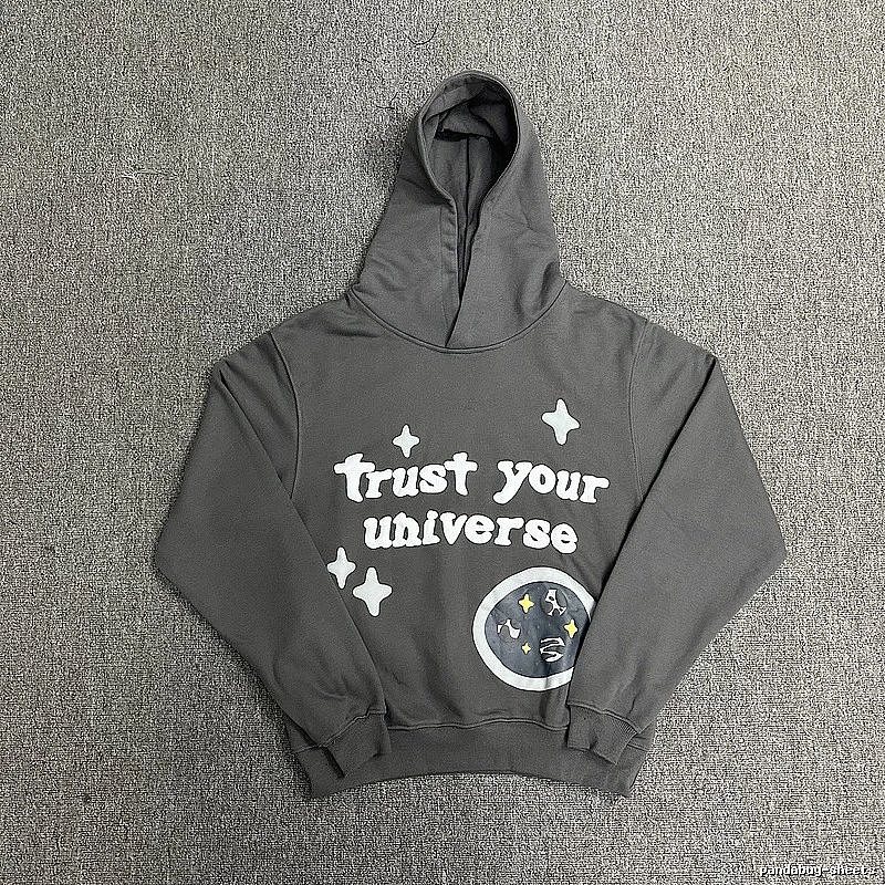 Broken Hearts Style H216 Skull Graphic Hoodie Streetwear Look