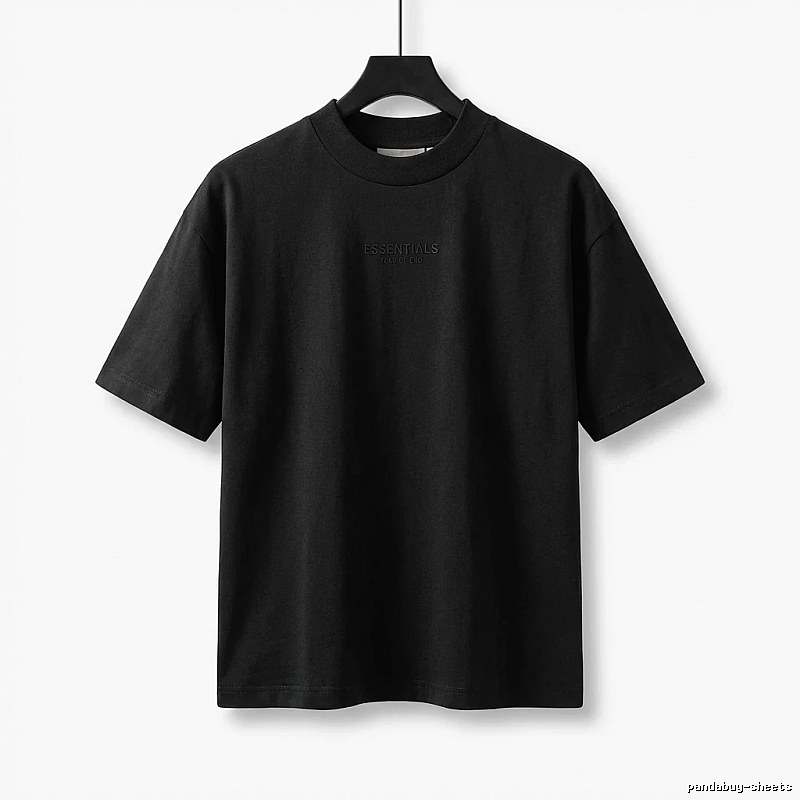 ESSENTIALS minimalist style black T-shirt
