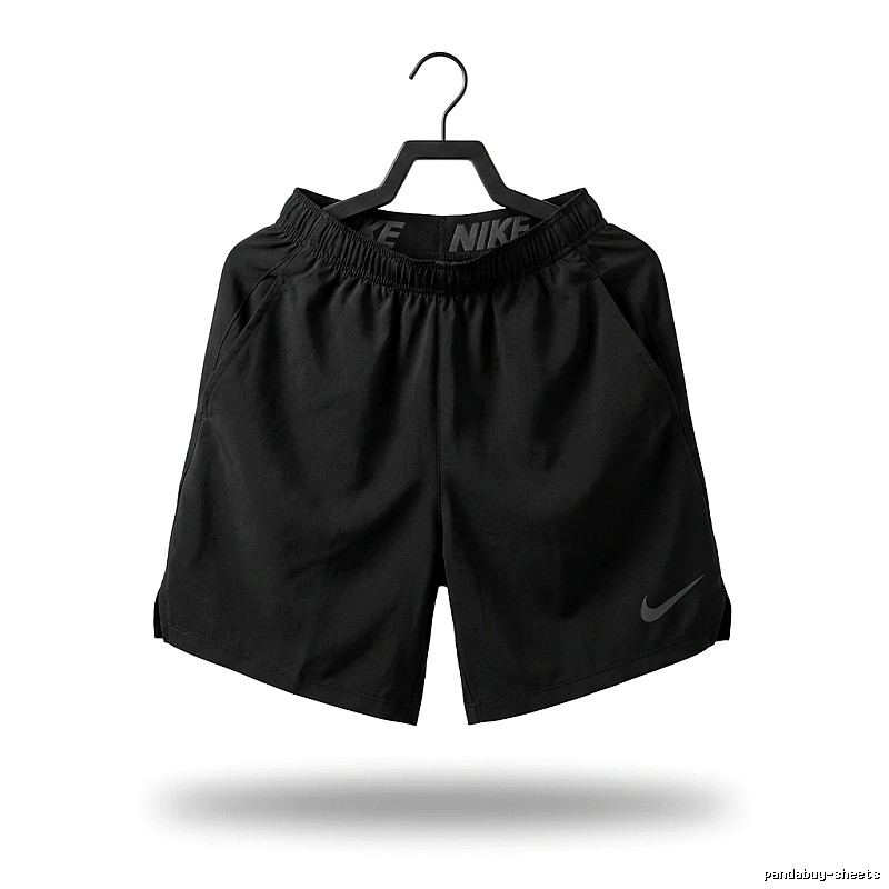 Nike sporty black shorts