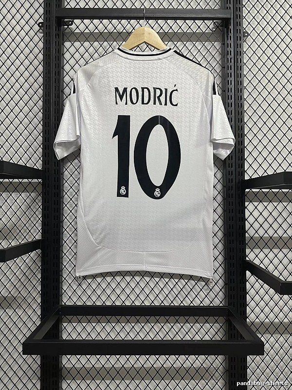Real Madrid Resort Home soccer jersey White Real Madrid for Travel Looks Select Edition