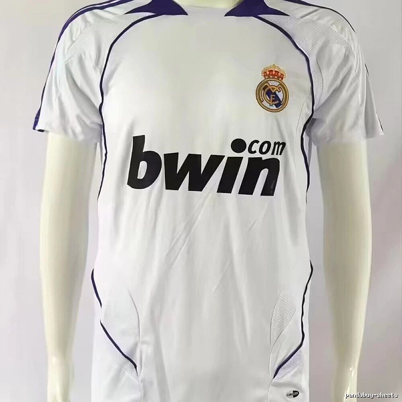 Real Madrid Resort Retro Teka soccer jersey White Retro Football for Travel Looks
