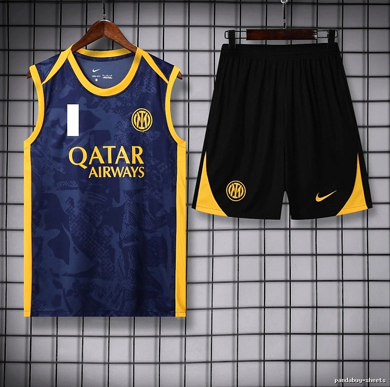 Real Madrid Travel Training jersey set Navy Sleeveless Top with Soft Visual Tone
