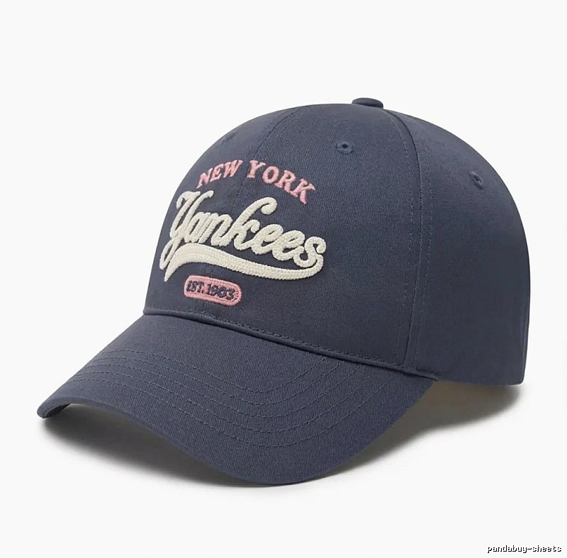 The classic navy blue cap of the MLB New York Yankees.