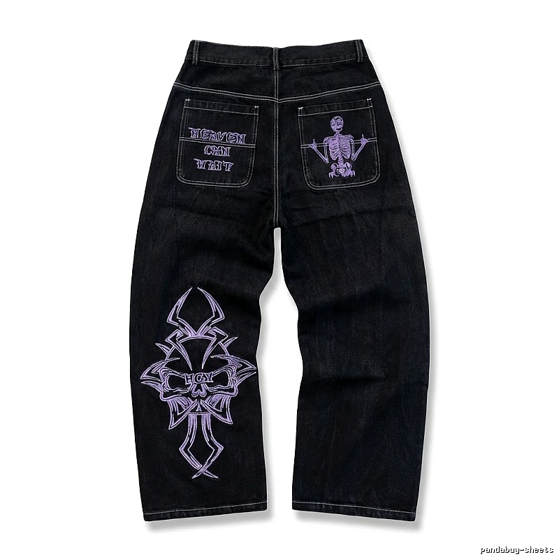 Y2K-style black trendy and cool jeans